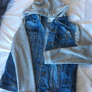 Jean jacket, cotton sleeves